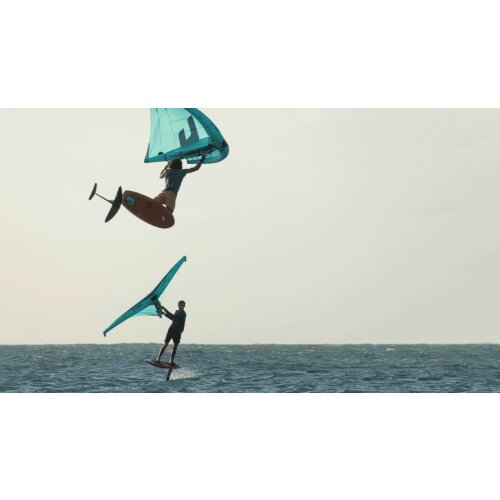 F-One Strike - KiteSurfShop24.com - Dein Fachhändler in Berlin